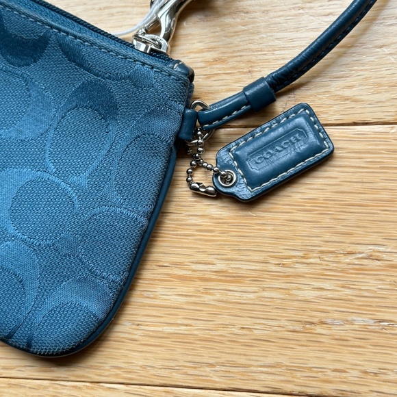 Coach Blue Wristlet - Picture 2 of 8